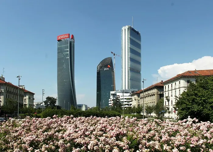 'Tribal House' Sansiro-Rhofiera-Duomo